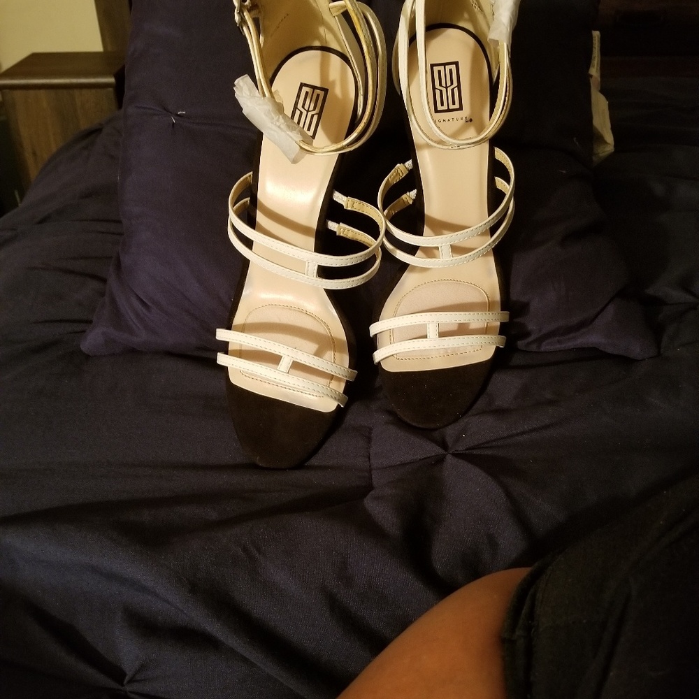 Signature 8 shoes